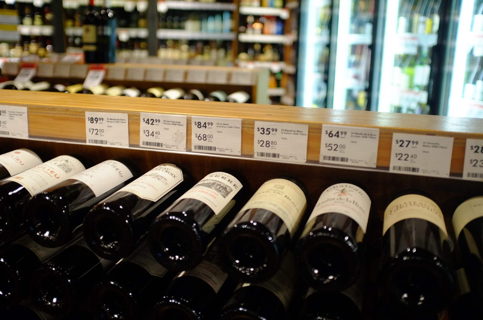 wine store charm pricing psychological pricing strategy